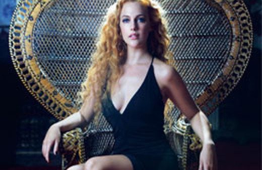 Meryem Uzerli geri dönüyor!