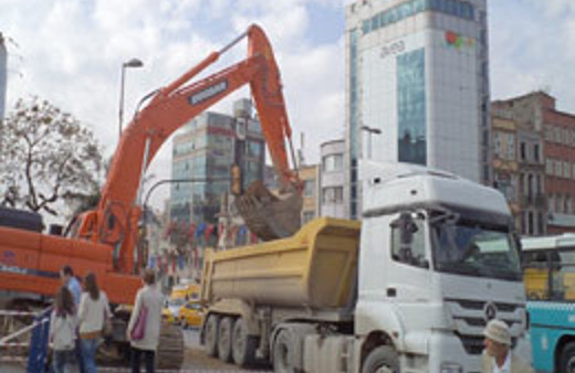 Taksim'e ilk kazma vuruldu!