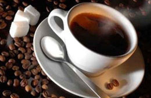 Kafeinli kahvenin fazlası göze zarar