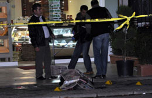 Sokak ortasında kanlı saldırı