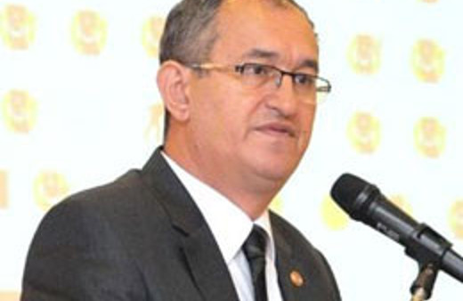 Atatürk'e hakaret etti istifası isteniyor