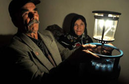 35 yıldır elektriksiz yaşıyorlar!