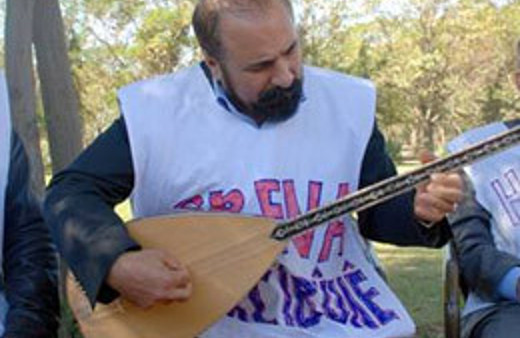 Perver'den Türk sanatçılarına eleştiri!