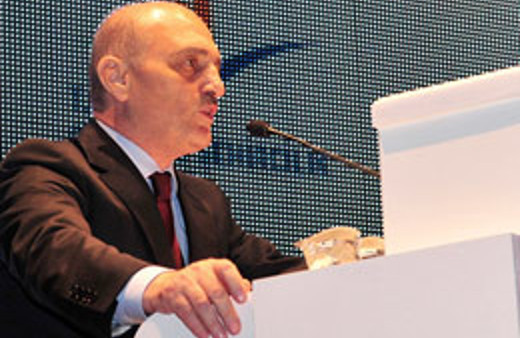 Erdoğan Bayraktar'dan arşiv müjdesi