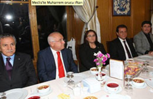 Meclis'te muharrem iftarı!