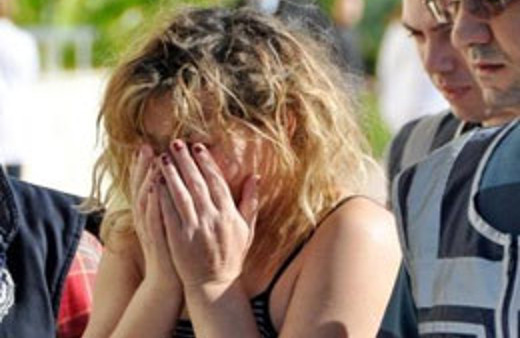 Hayat kadını dayaktan delirdi