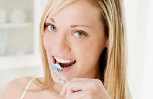 Dişlerinizi yemekten sonra fırçalamayın