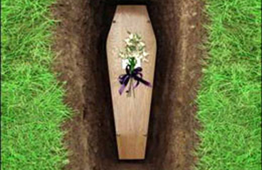 Almanya'daki Türk kadının cesedini yaktılar!