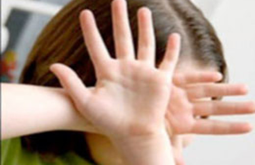 Tedavi karşılığı cinsel ilişkiye girdiler