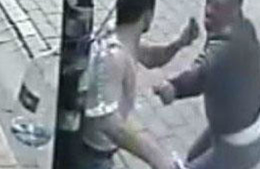 Dehşet anları güvenlik kamerasında!