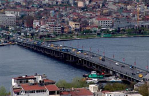 Atatürk Köprüsü trafiğe kapatılıyor!