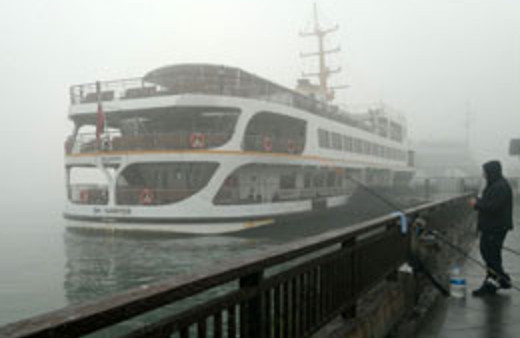 İstanbul Boğazı gemi trafiğine kapatıldı