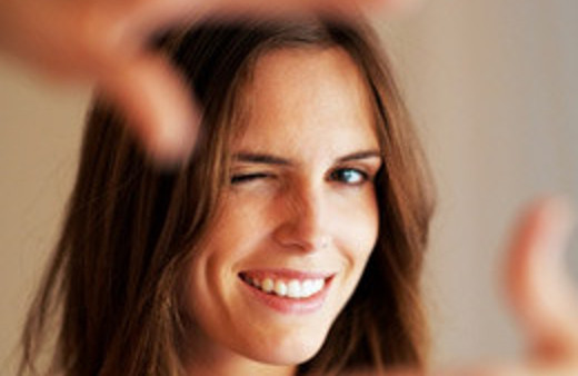 Göz kırp konsantre ol!