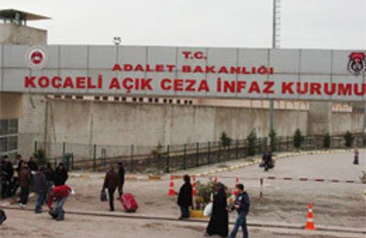 Cezaevlerinden tahliyeler başladı!