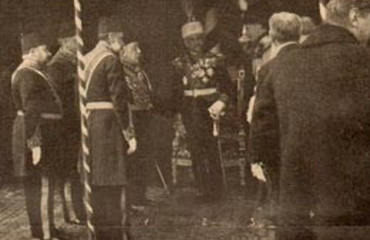 Sultan Reşat'ın 100 yıllık fotoğrafı