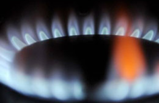 Az kullanana elektrik ve doğal gazı daha pahalı