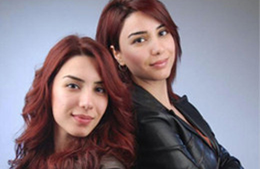 Öğrenci kızkardeşler parmak ısırttı!