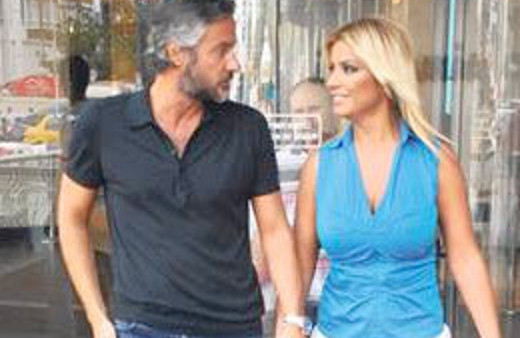 Songül karlı kocasının ayaklarını yıkıyor