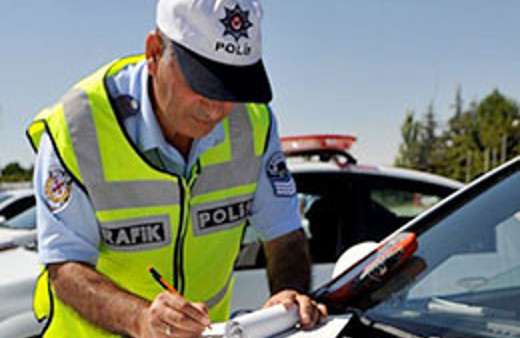 Araç sahiplerini çıldırtan mesaj!