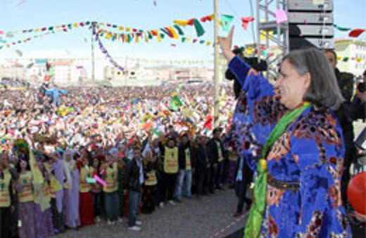 Kürtler gerçekten de kadın adaylara güveniyor mu?