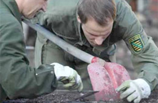 Bu davaya Türk gazeteci alınmayacak!
