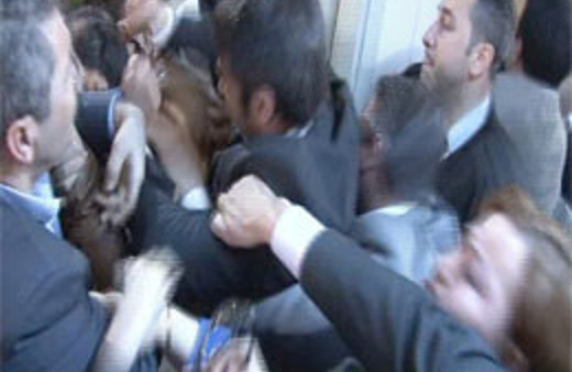 CHP'li başkana saldırana feci dayak