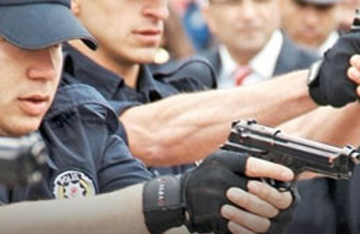 Polise Glock yolu açıldı