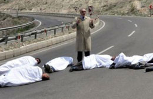 CHP'li vekilden ilginç protesto!