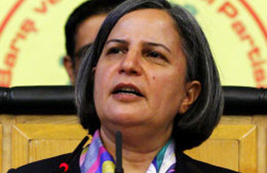 Kışanak o soruya cevap vermedi