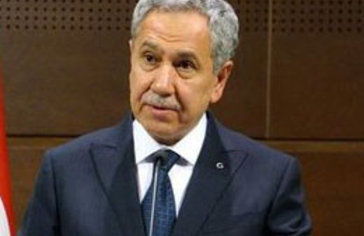 Bülent Arınç'tan 'mehter marşı' sitemi