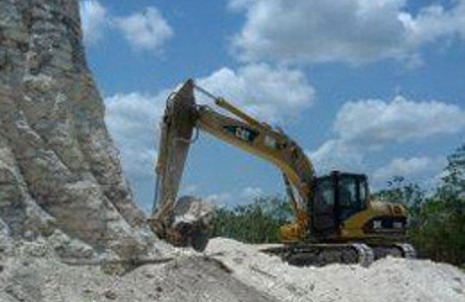 2300 yıllık piramidi yıktılar!