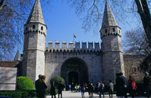 Müzeler 2013'te para basıyor