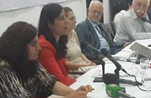 BDP'li vekil Kürtçe türkü söyledi