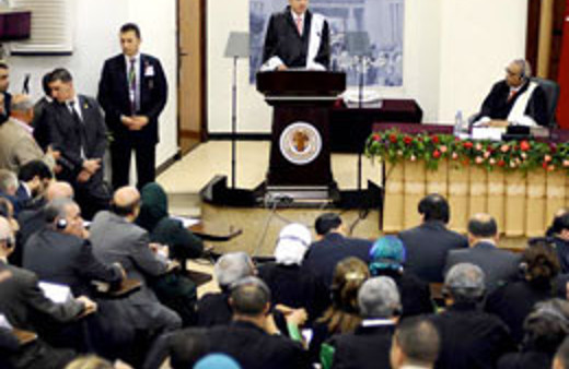 Erdoğan'a Cezayir'de türkü sürprizi