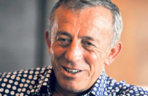 Ali Ağaoğlu stresini ailesiyle attı!