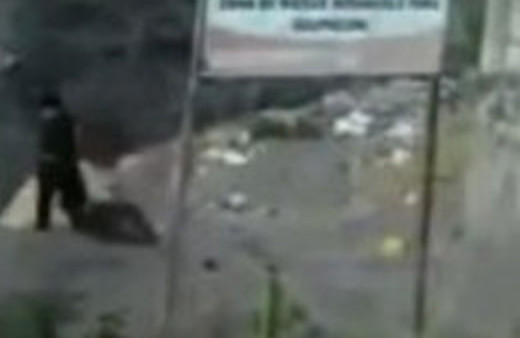 Kocasının metresini uçurumdan aşağı attı!