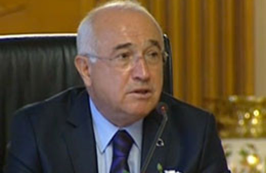 Cemil Çiçek İran'a gidiyor!