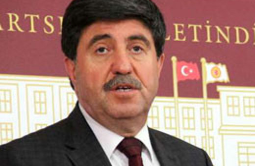 Altan Tan: Rüşvet de alıyorlar selam da!