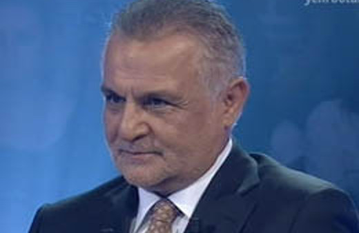 Kenan Işık öldü mü? Kenan Işık kimdir? Kenan Işık beyin kanaması geçirdi