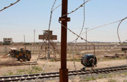 Askerden sınırda misilleme ateşi