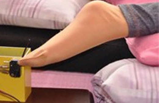 Hayata ayak parmağıyla tutundu