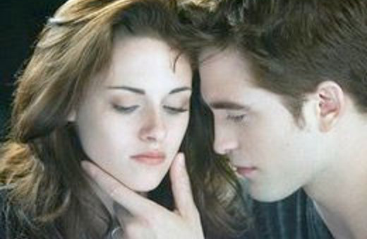 Twilight hayranlarını ayaklandıran açıklama!