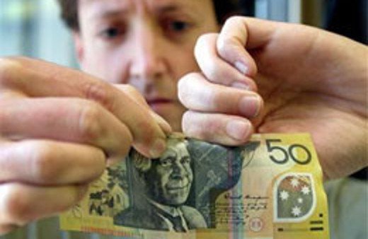 Kağıt para yerine plastik para