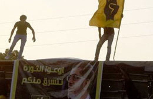 Darbeciler İhvan'ın ipini çekti