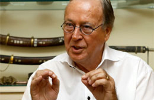 Özer Uçuran Çiller'den 'uçuran' bombalar