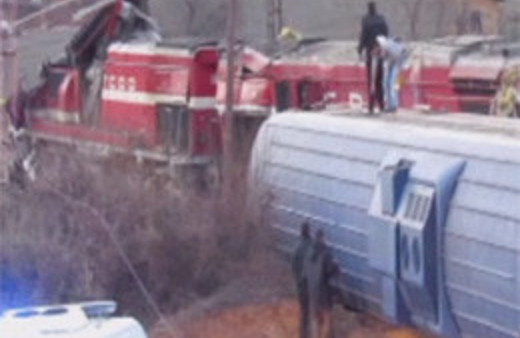 Hacı adayları kaza yaptı 13 kişi öldü!