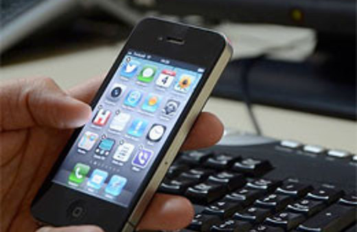 iPhone cebinde alev aldı ölüyordu