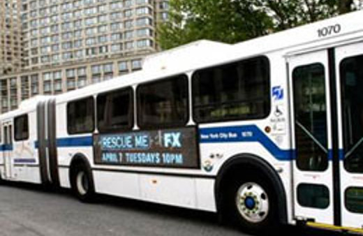 Besmele çekti diye otobüsten atıldı