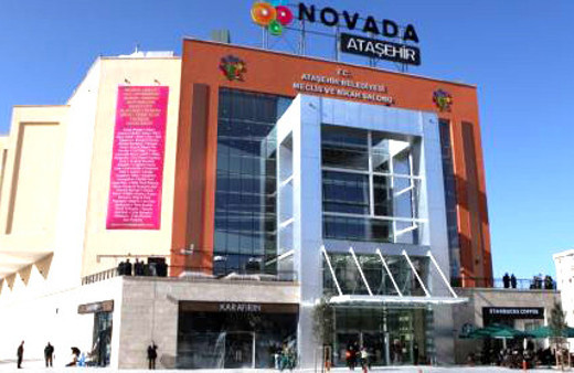 Çocuklar Novada'da birbirinden güzel oyunlar izleyecek!