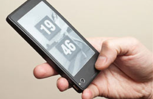 Rus telefonu satışa çıkıyor